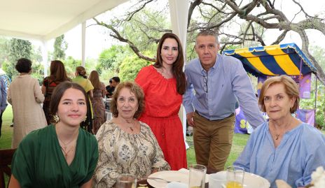  Jime Navarro, Mariana, Olga Ávila, Rocío Ávila y José Luis.