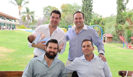  Carlos Zavala, Rodrigo Zapata, Mauricio y Arturo Zapata.