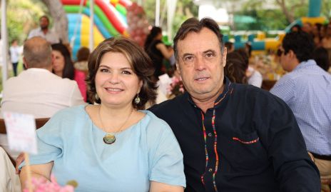  Bertha Navarro y Arturo Zapata.