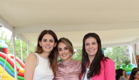  Fernanda Zárate, Marcela Zapata y Fernanda Muñiz.