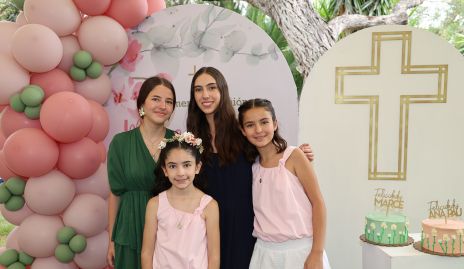  Jime, Victoria, Ana Paula y Marcela Ávila.