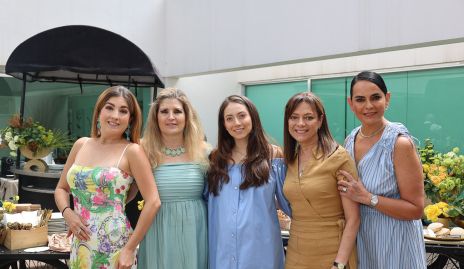  Silvana Zendejas, Silvia Foyo, Nayelli Maya, Alejandra Zulaica y Marily de Tobías.