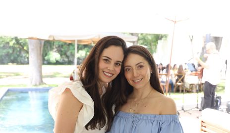  Alynn Ruiz y Nallely Maya.