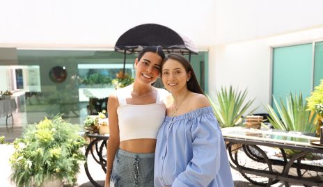  Marily Tobías y Nallely Maya.