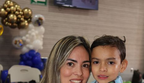  Elizabeth Berrones y José Manuel Ruíz.