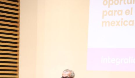  Doctor Luis Carlos Ugalde.