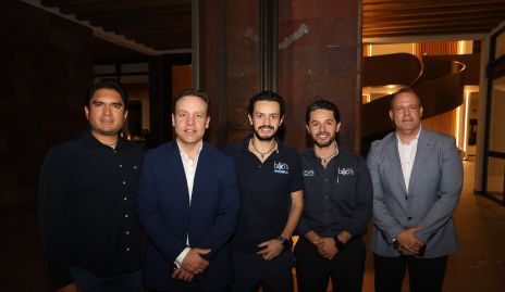  Oscar Orozco, Alejandro Lozano, Mauricio Correa, Cesar Correa y Nazario Huerta.