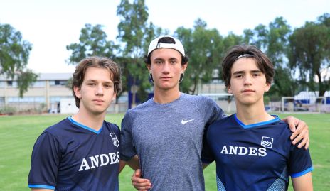  Andrés Mendizábal, Ricardo Trujillo y Rodrigo Díaz.