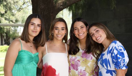  Isa Pérez, Maricarmen Del Valle, Ana Sofía Leiva y Fernanda Del Valle.