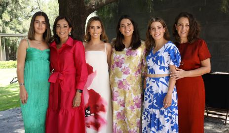  Isa Pérez, Came Stevens, Maricarmen Del Valle, Ana Sofía Leiva, Fernanda Del Valle y Gloria Martínez.