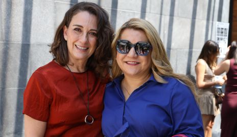  Gloria Martínez y Carmenchu.