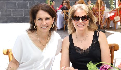  Claudia Canales y Marisa Romero.