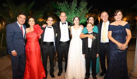  Familia Correa Viramontes.