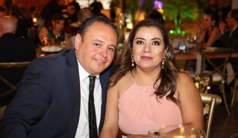  Alejandro Jiménez y Adriana Segovia.