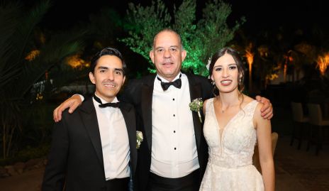  Arturo González, Pepe y Paulina Correa.