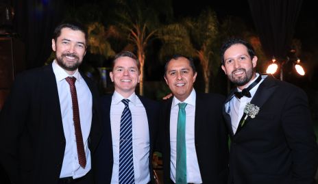  Daniel Valle, Mauricio Valle, Cesar González y Javier López.