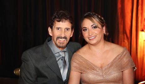  Antonio Adrián y Angélica Mireles.