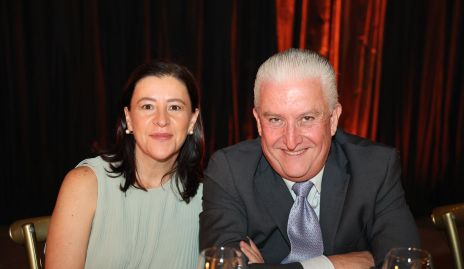  Ana Luisa Garza y Luis Gómez.