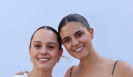  Alejandra Martínez y  María Dolores Gómez.