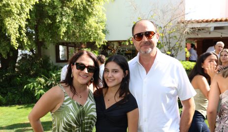  Adriana Calderón y Manuel Toledo con su hija Sofía.