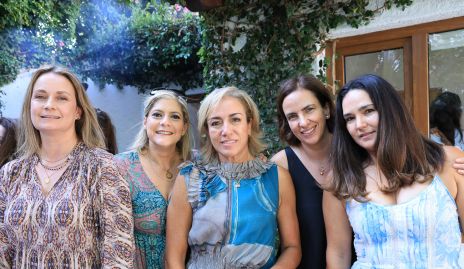  Gaby Artolózaga, Carla Verástegui, Karina Ramos, Alejandra Güemes y Ana Paula Valdés.