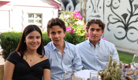  Sofía Toledo, Mateo Conde y Diego Carreras.