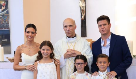  Gaby Labastida, Isa Molina, el Padre, Gaby, Rober y Roberto Molina.