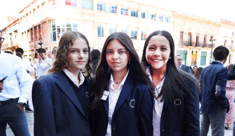  Emilia Duque, María Rodríguez y Montse Córdova.