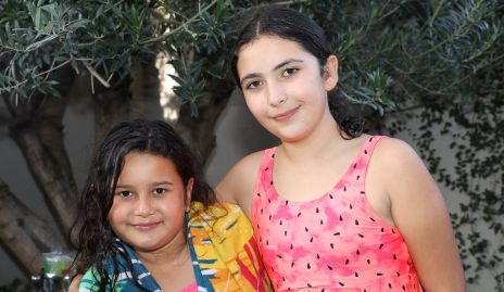  Cristina y Carlota.