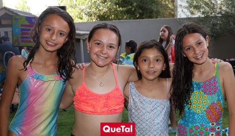  Ana Victoria, Maríaemilia Heinze, Loretta Stevens y Sofía Ledezma.