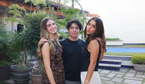  Isabella Burberg, Sebastián Barrales y Ana Ceci Córdoba.