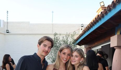  Javier Hernández, Camila Ocejo y María Paula Díaz.