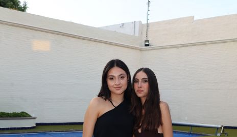 Sofi Flores y Victoria Navarro.