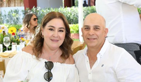  Deyi Cázares y Agustín Garcia.