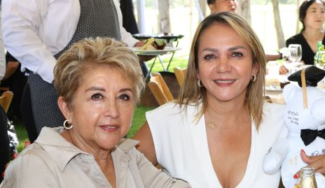 María Castañón Ruiz y Verónica Méndez.