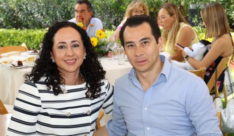  Liliana Zuviri y Héctor Gómez.