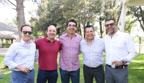  Enrique de León, Genaro Montejano, César Tobías, Marcos Gallegos y Johnny Herrera .