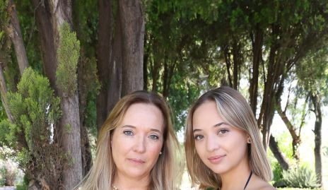  Nelly Ramírez y Silvana Martínez.