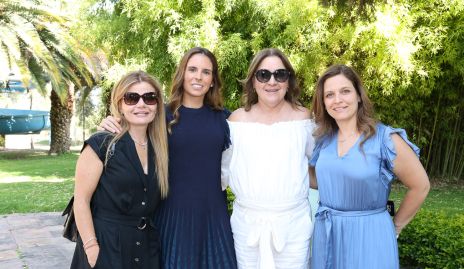  Erika Matuk, Daniela de la Fuente, Deyanira Cázares y Maggie Aldrete.