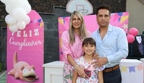  Mariana Berrones, Renata y Ricardo Cordero.