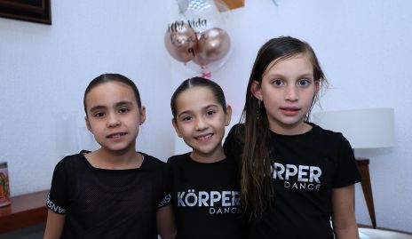  Pía, Isabela y Elena.
