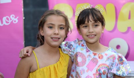  Carlota y Renata Cordero.