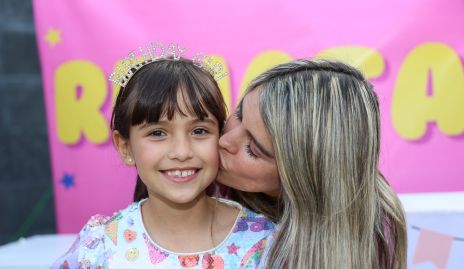  Renata y Mariana Berrones.