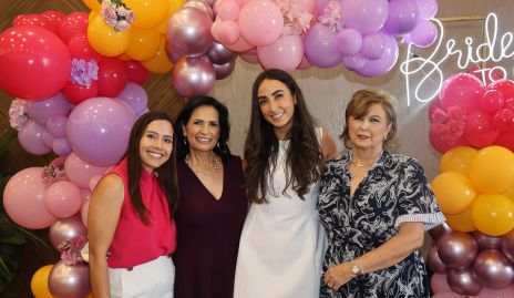  Rocío Ávila, Isabel Torres e Isabel Narváez.