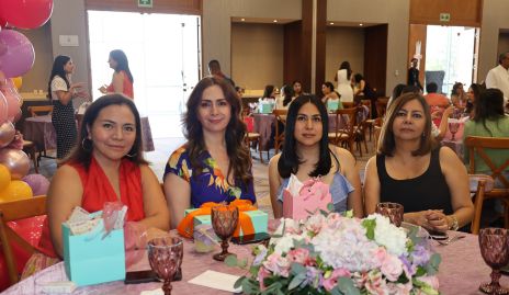  Erika Campos, Ana María Ávila, Dinora Reyes y Gabriela.
