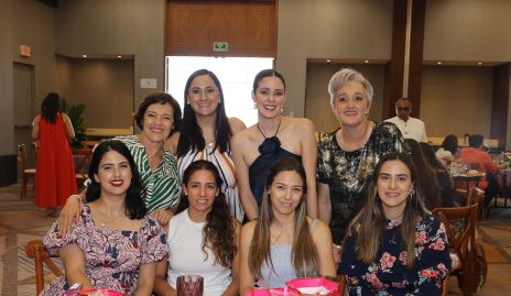  Claudia Narváez, Lourdes Monsiváis, Yolanda Botello, Andrea Narváez, Sara López y Luci Narváez.