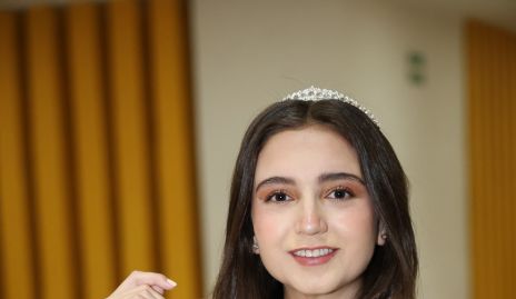  Valentina Torres.