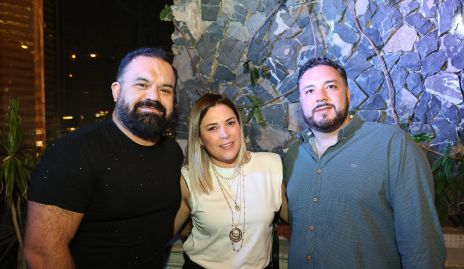  César Galindo, Yonel Sharp y Alejandro Meade.
