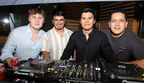  Jean Pierre, Fernando, Emilio e Iván.