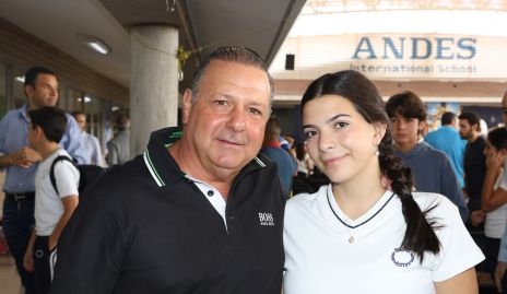  Che Hernández e Isa Hernandez.